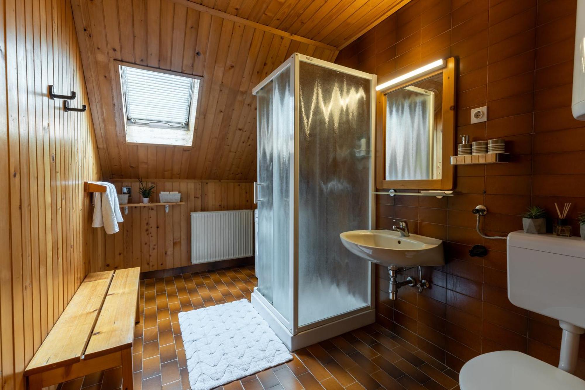 Apartments Korosec Breda Бохин Екстериор снимка