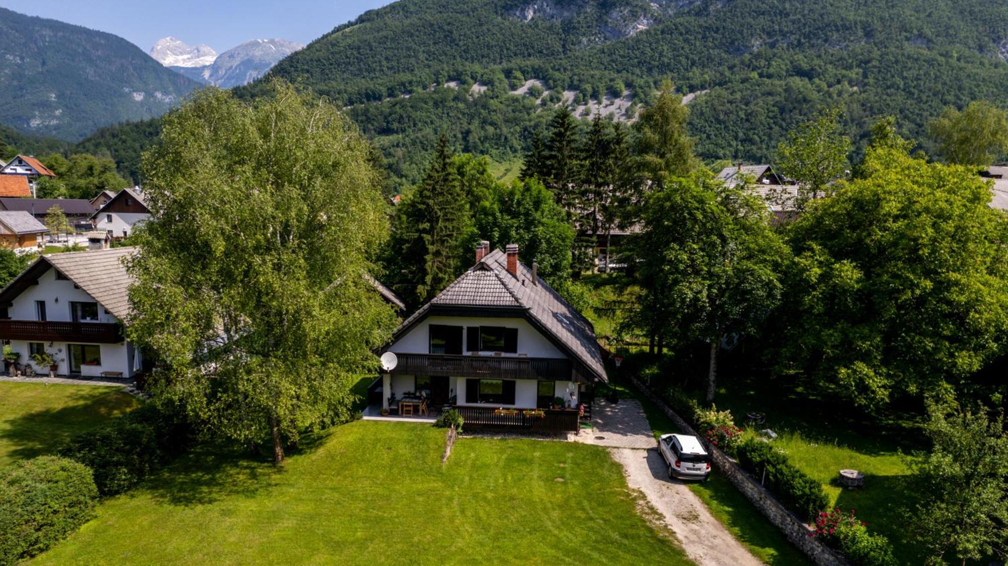 Apartments Korosec Breda Бохин Екстериор снимка